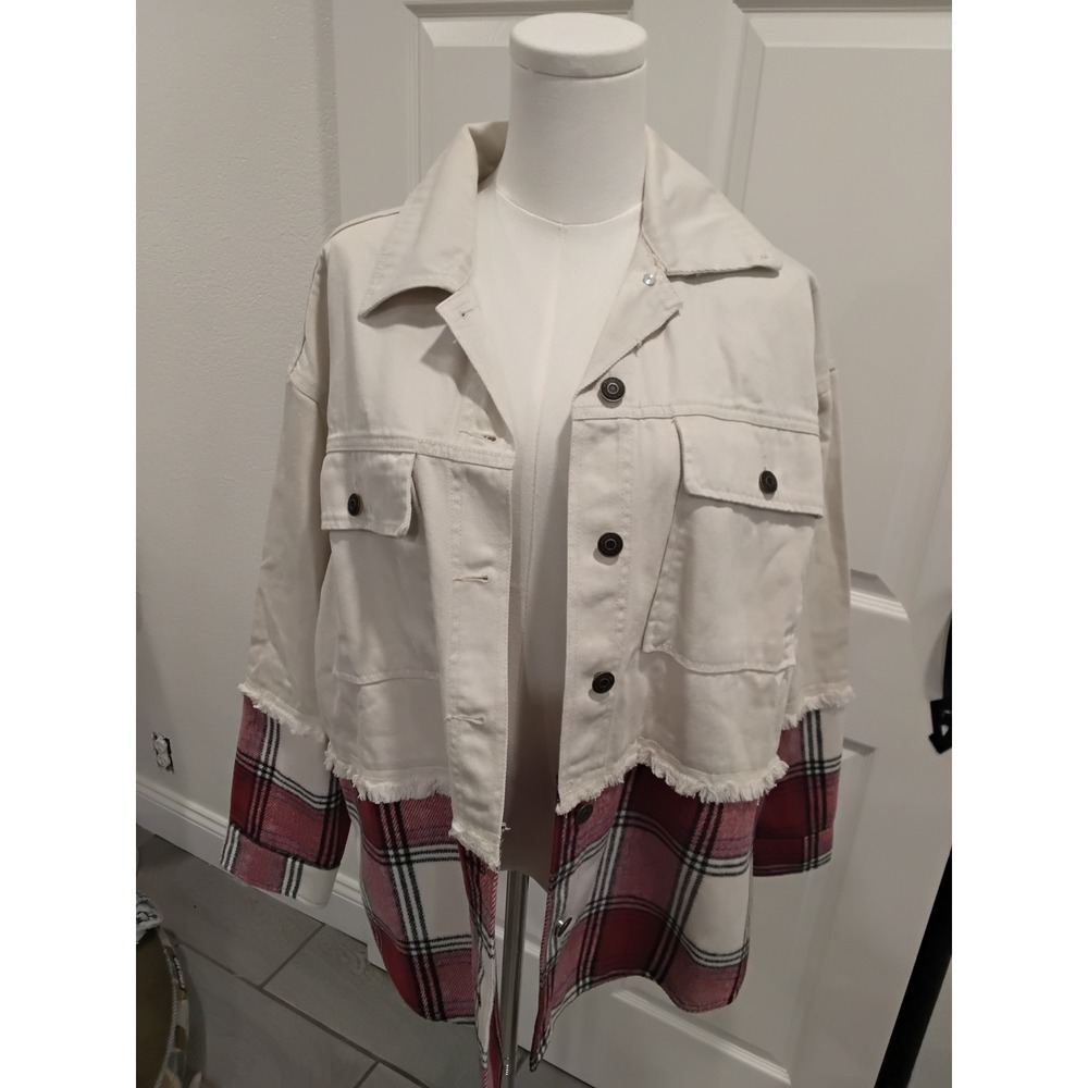 NWt SO Denim Mixed Plaid Jacket Cream Red Women's Size S Raw Hemโ Layered Look
